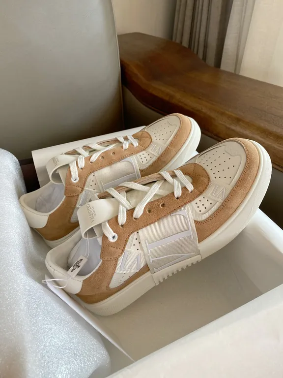 Valentino Shoe 